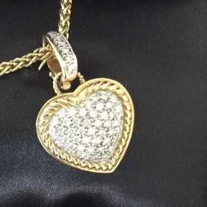 DIAMOND PAVE HEART PENDANT WITH CHAIN